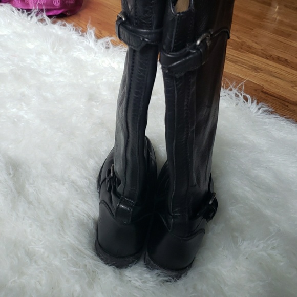 FRYE ~~Phillip buckle black leather boots - Picture 5 of 8